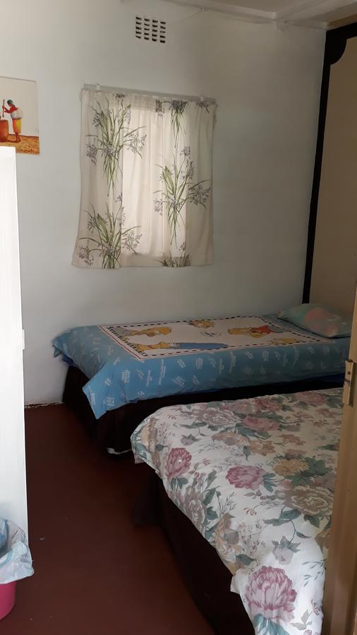 מלון פוצ'פסטרום Paljas Backpackers מראה חיצוני תמונה