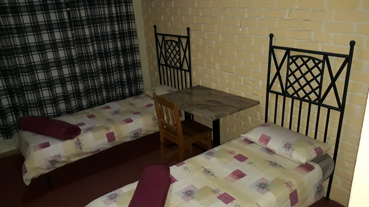 מלון פוצ'פסטרום Paljas Backpackers מראה חיצוני תמונה